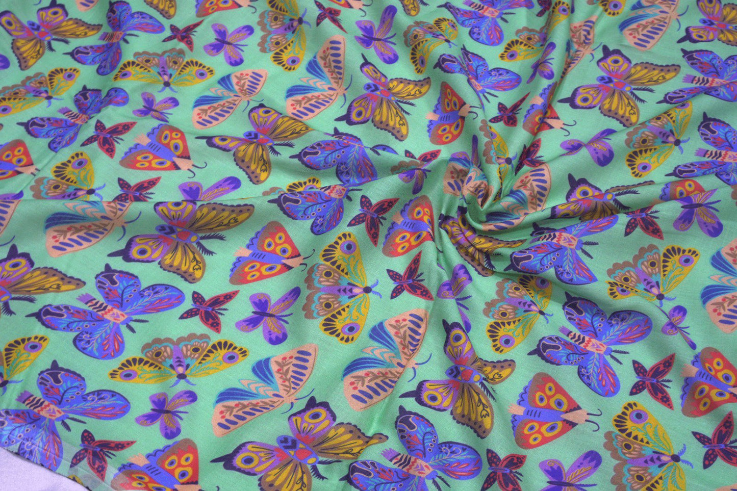 2 piece printed lawn suit LW15