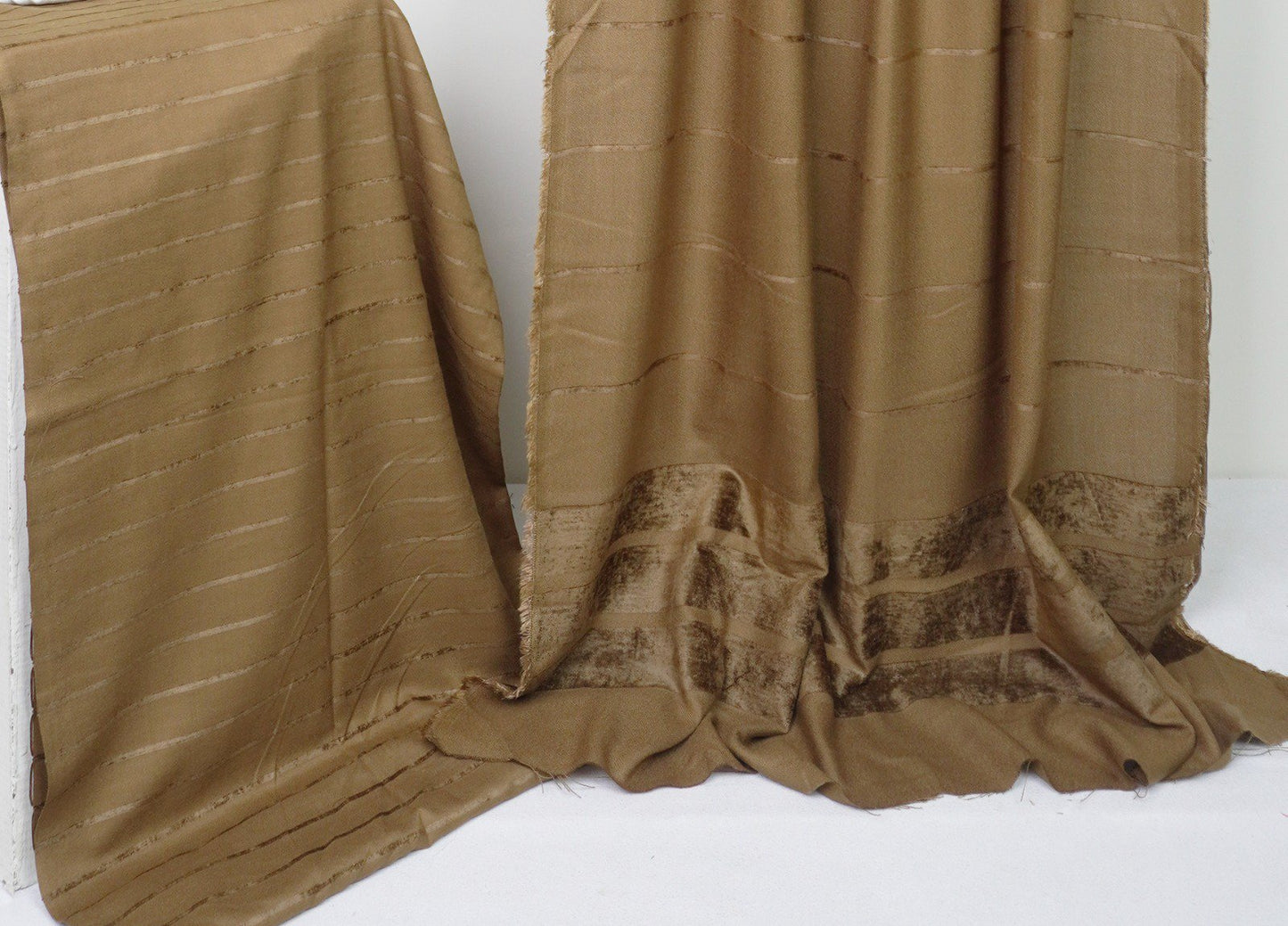 Alpine Velvet line Dhanak base brown color 3 PC VT014
