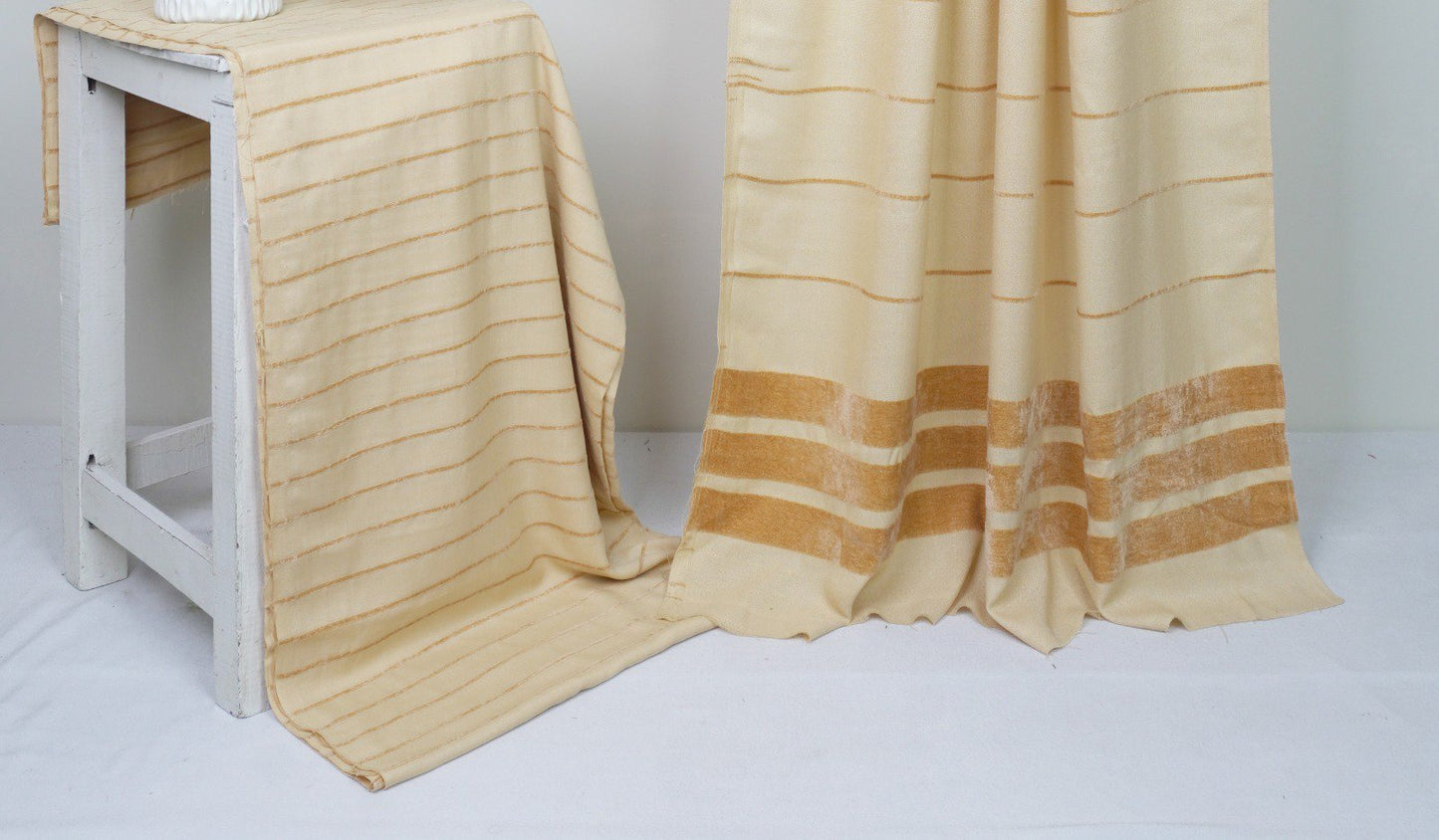 Alpine Velvet line Dhanak base light lemon color 3 PC VT012