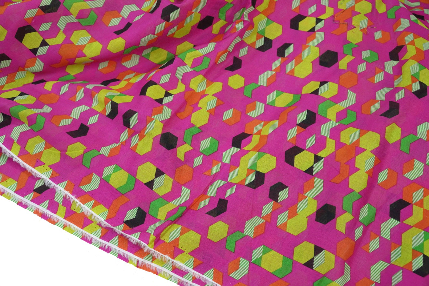 2 piece printed lawn suit LW22