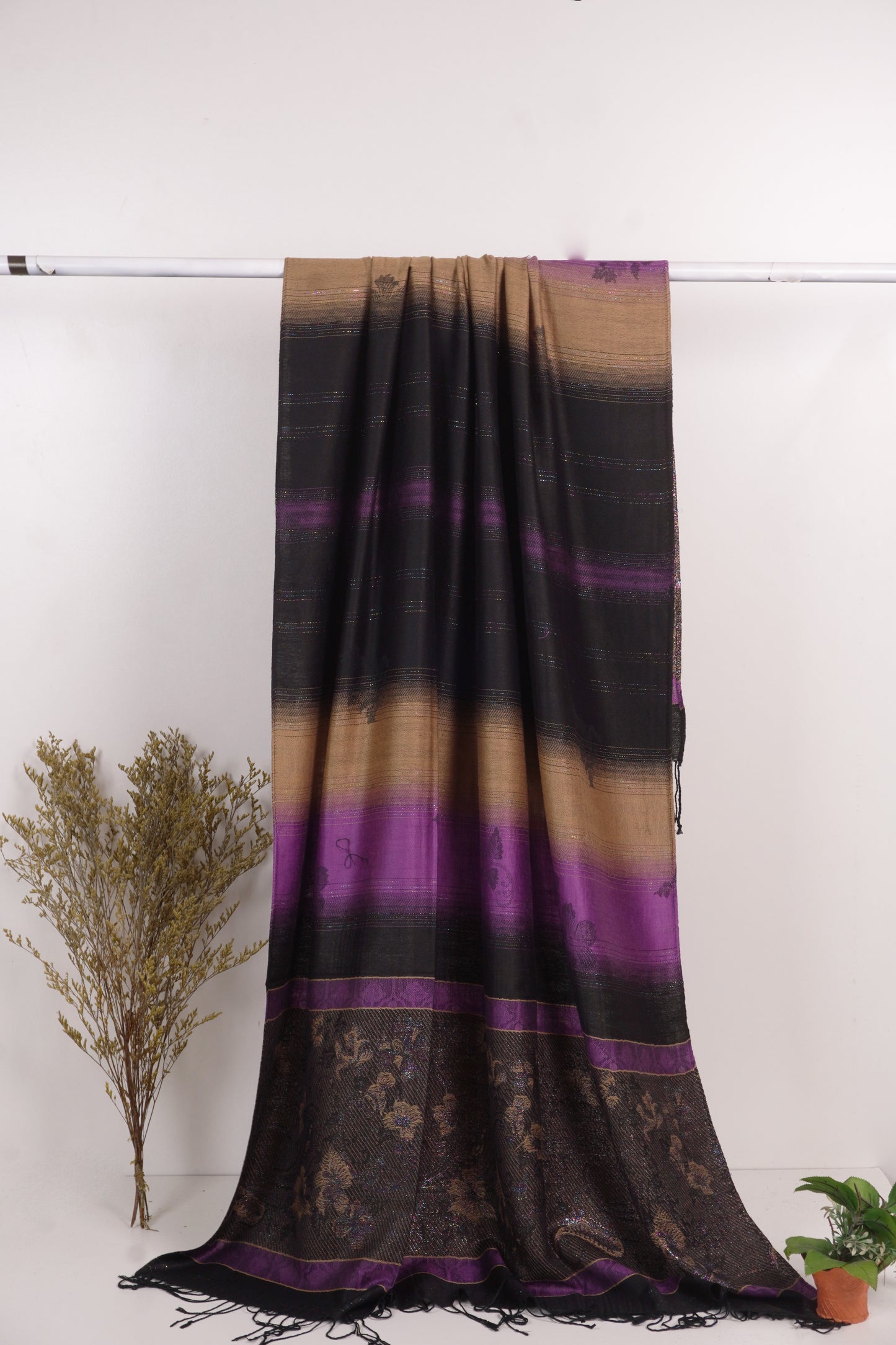 WINTER FANCY WOOL SHAWL DYE AND DYE 07