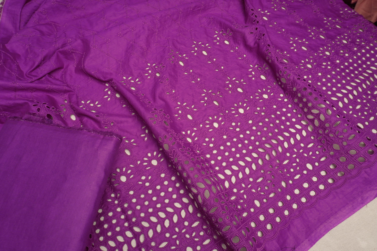 Boring Chicken Kari CK1