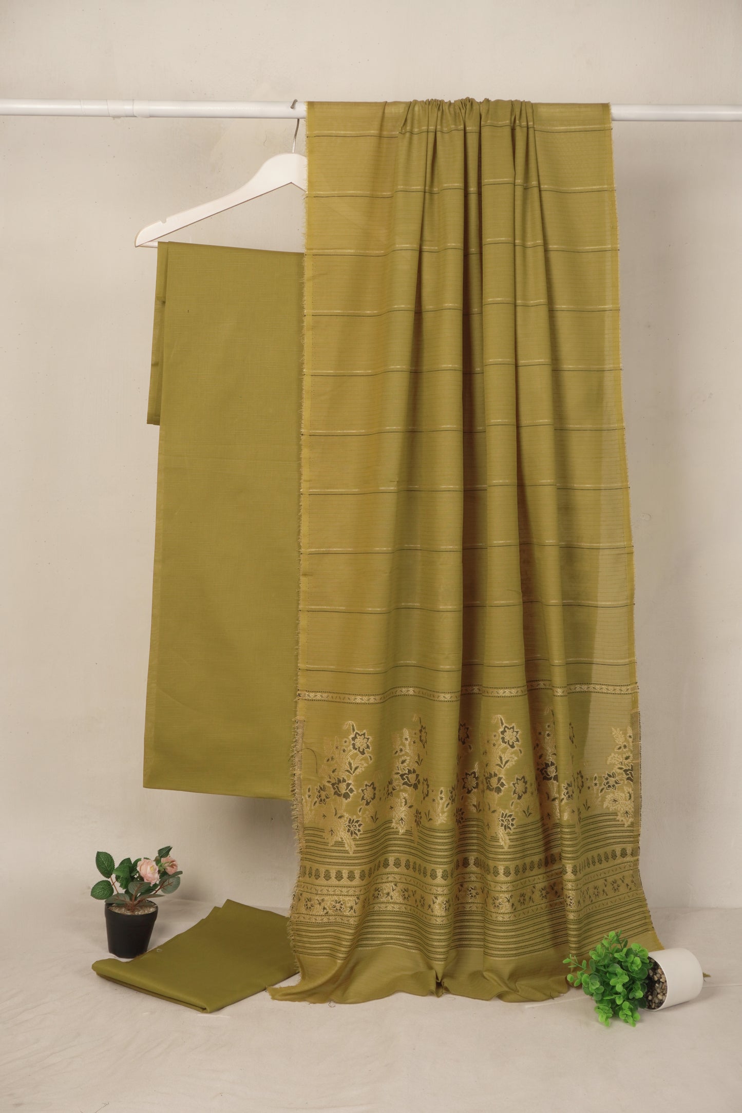 3 Piece doria lawn with banarsi shawl BSL13