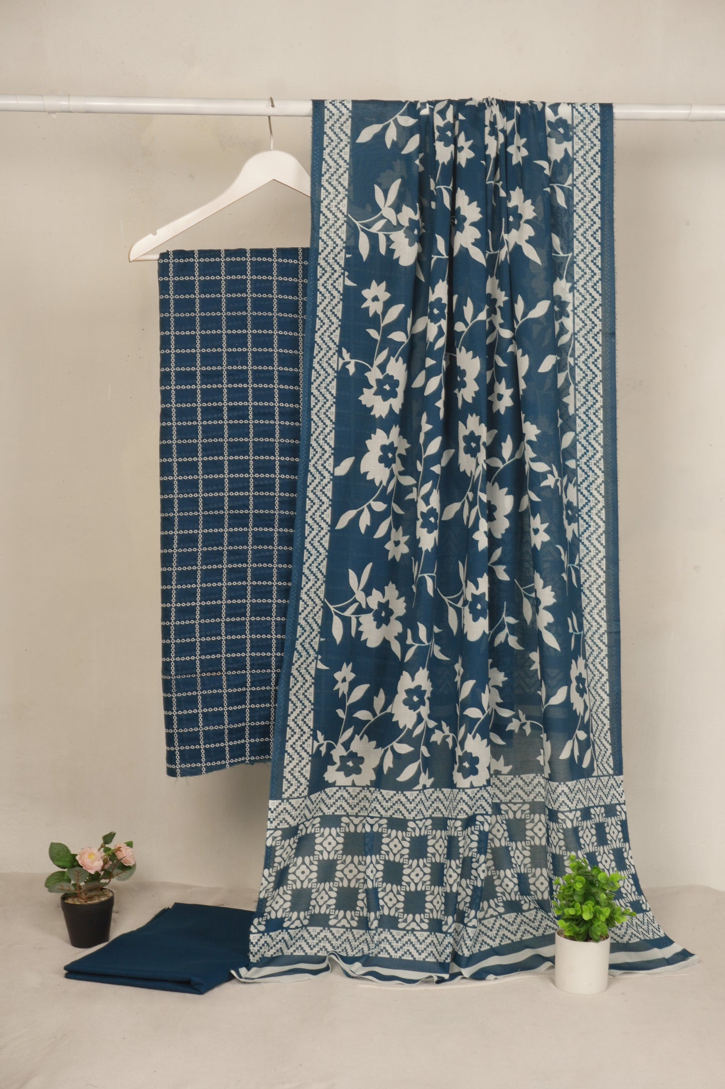 3 piece Lawn Embroided shirt with digital printed dubatta EDD4 zink