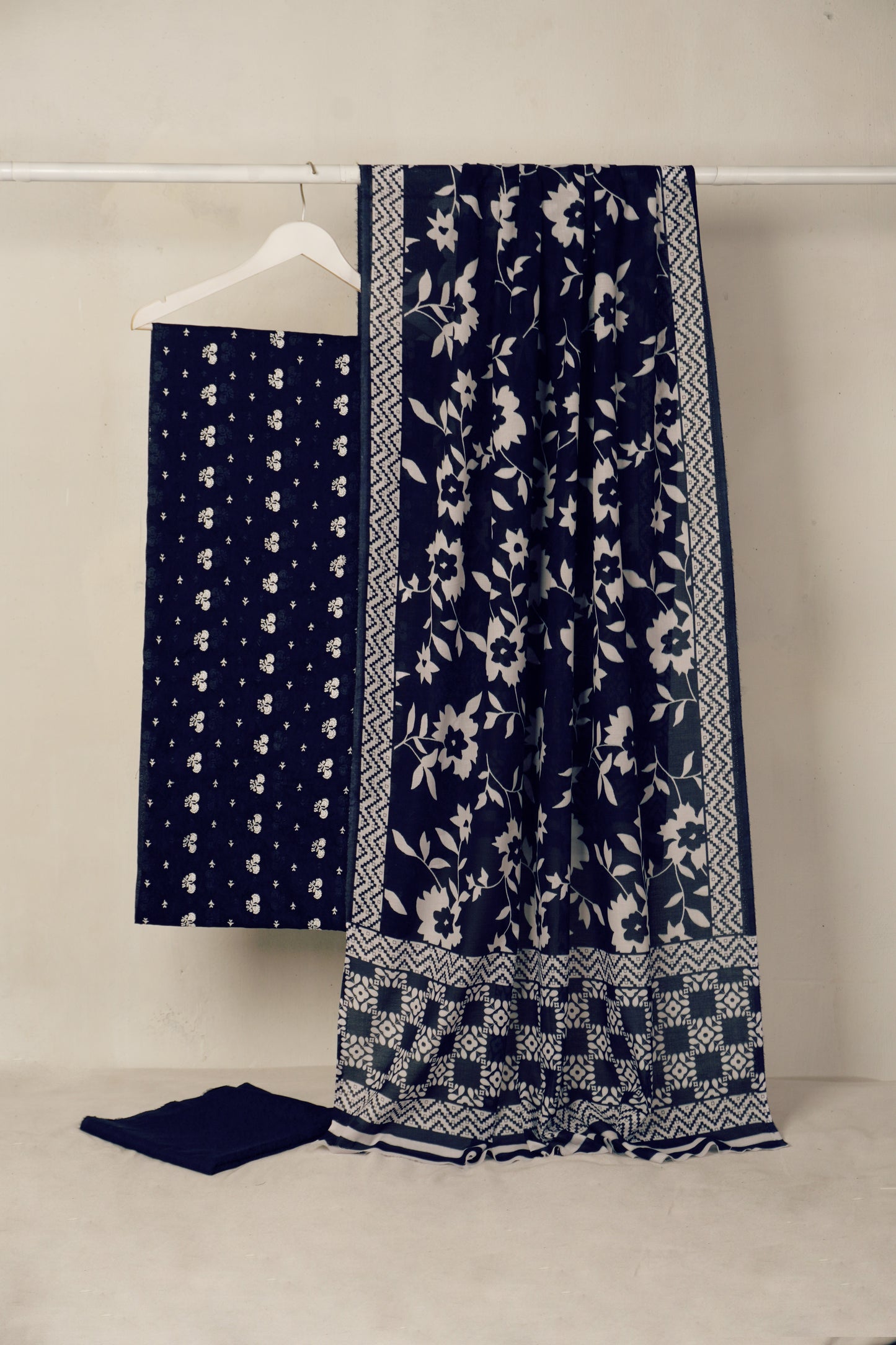 3 piece Lawn Embroided shirt with digital printed dubatta (Navy BLUE) EDD12