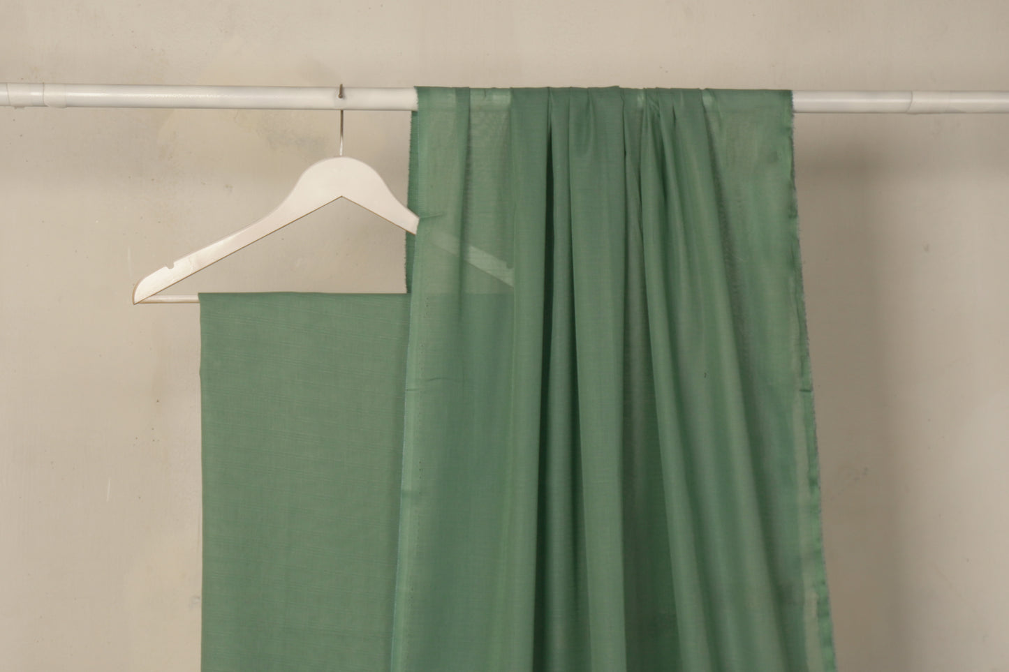 Lawn 3 piece with light weight Jacquard shawl BSLa5
