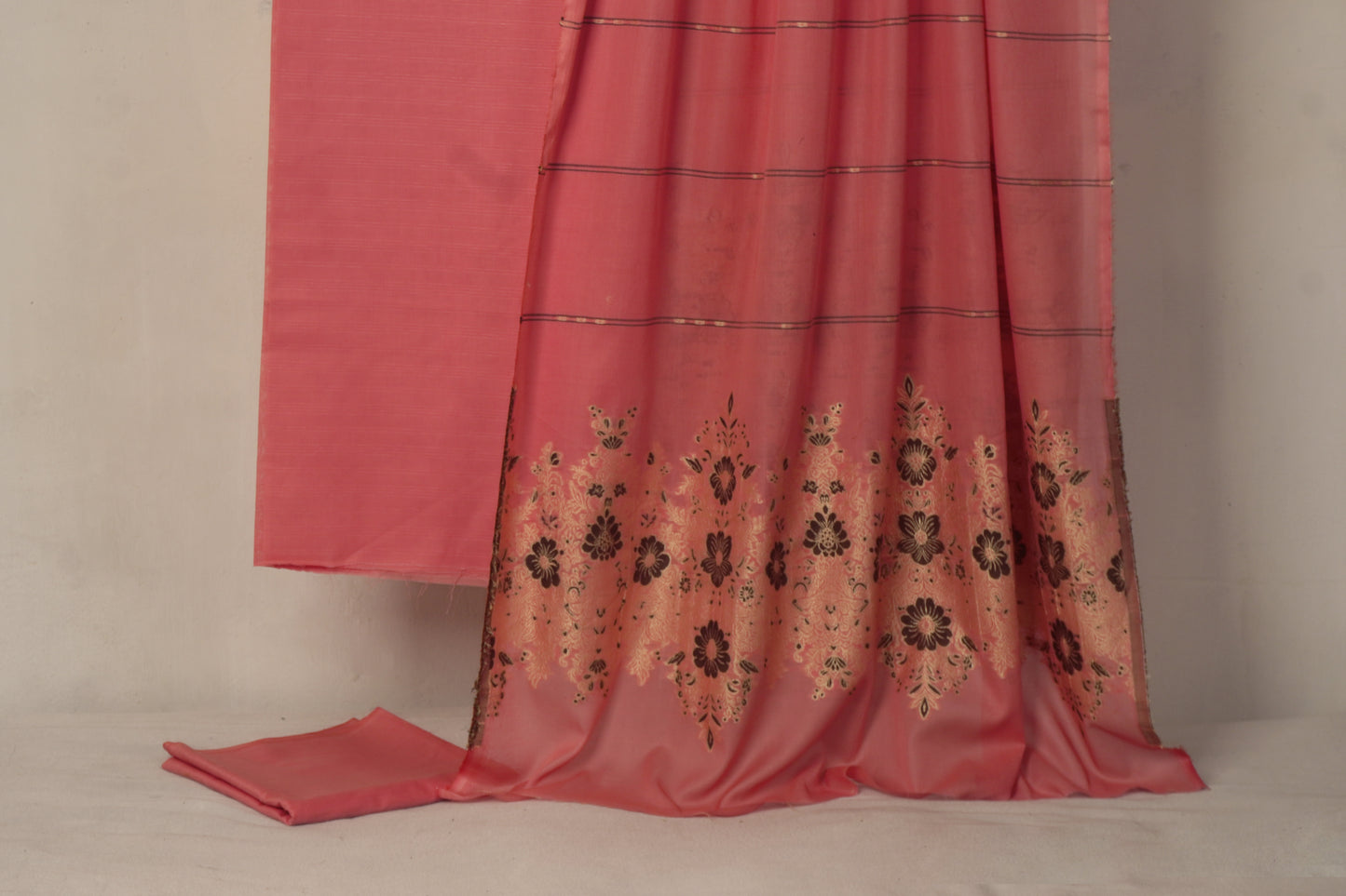 Lawn 3 piece with light weight Jacquard shawl BSL25