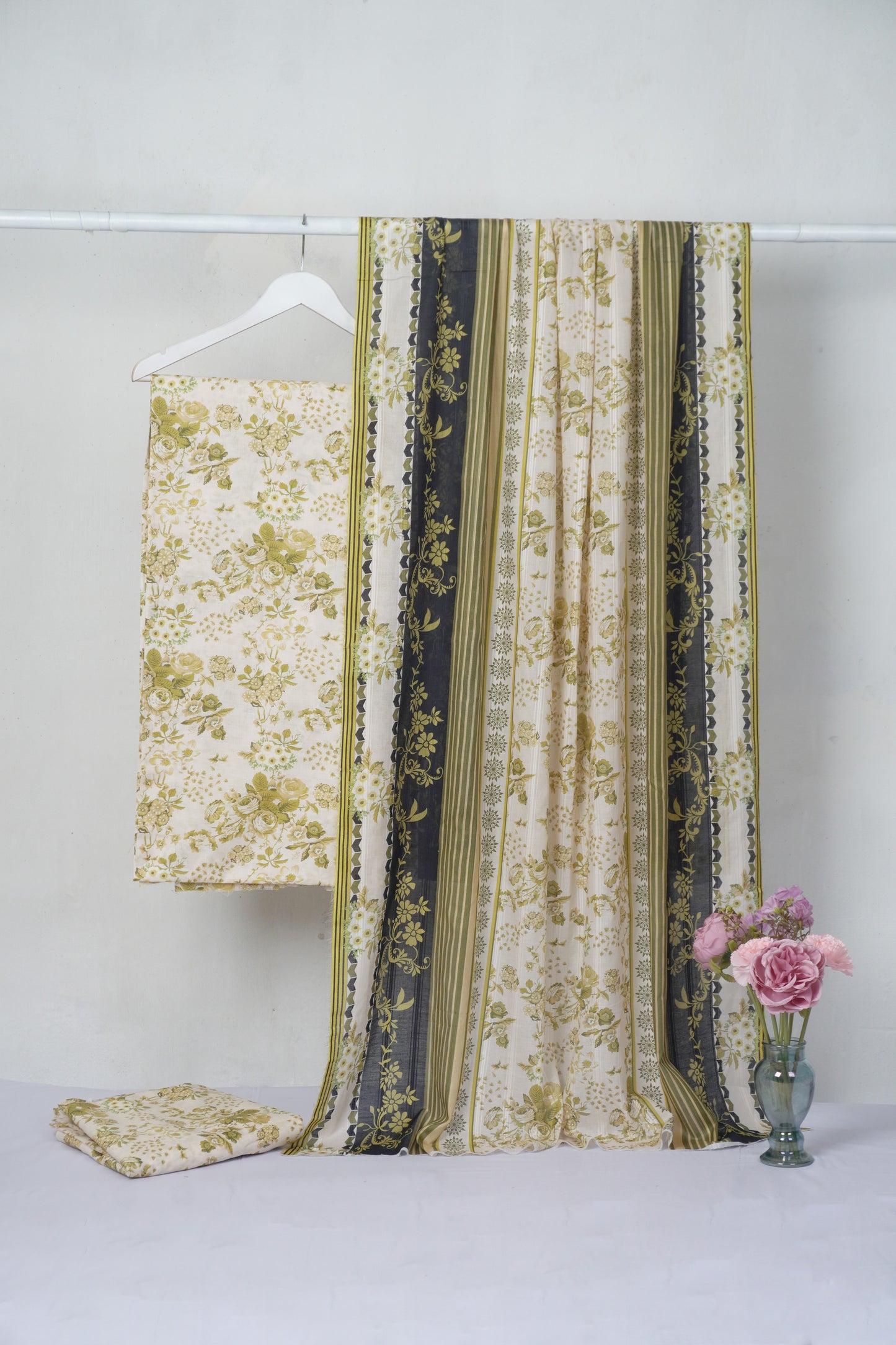 3Piece - Printed Lawn Suit LPT 7