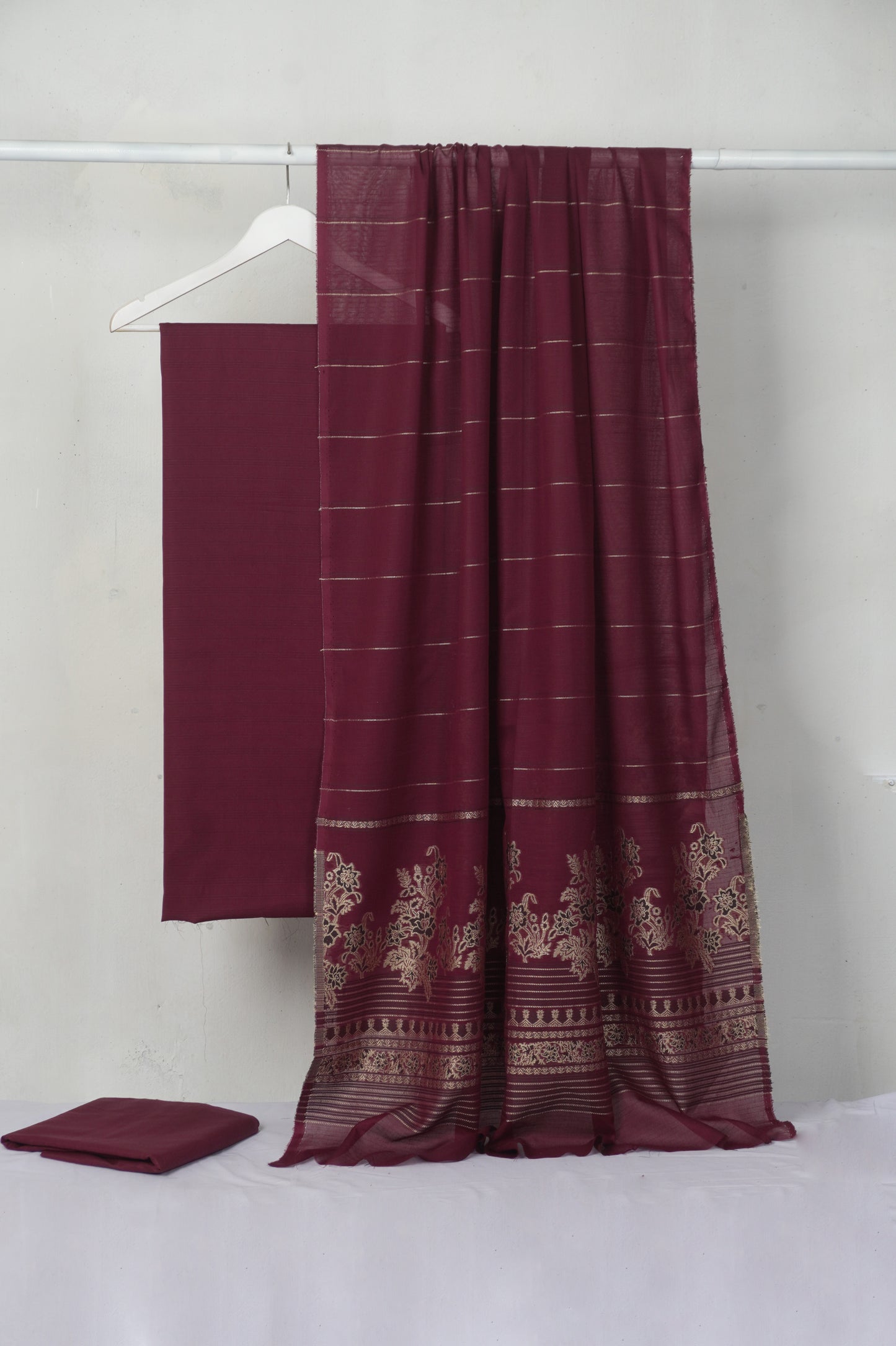 Lawn 3 piece with light weight Jacquard shawl BSLB6