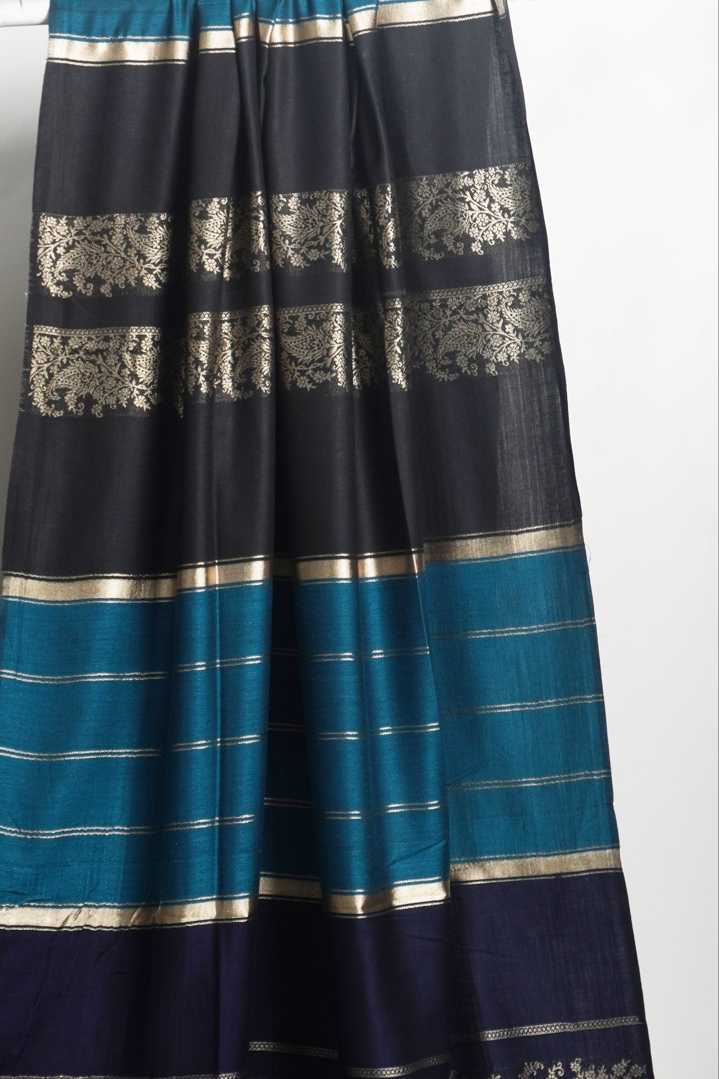 3 piece winter acralic pashmina Banarsi Shawl with plain karandi shirt & Trouser (Navy blue)