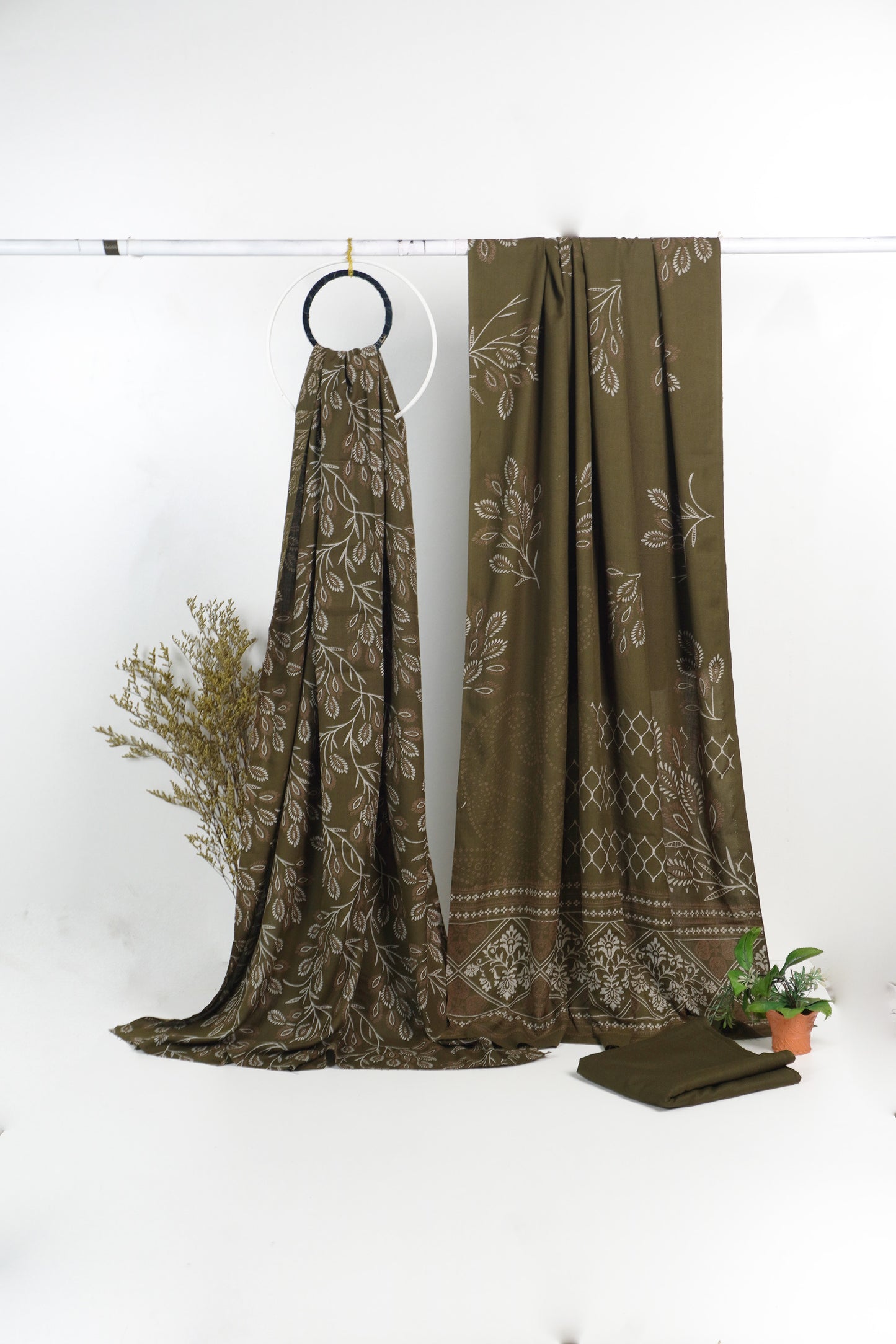 3Piece - Dhanak Lakhani Print Suit Classic (MEHNDI )
