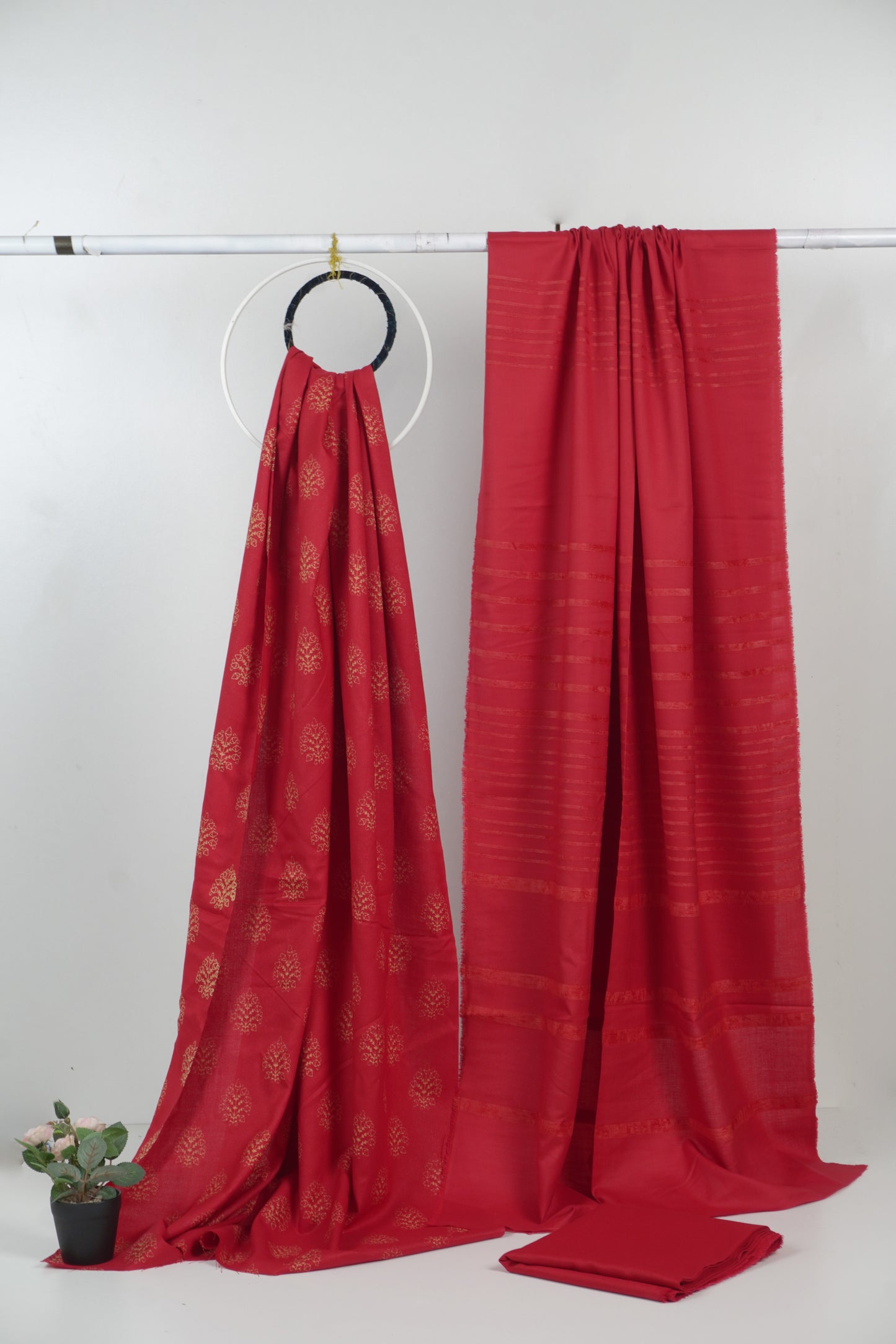 3 piece moon light lakahni print with Alpine Velvet Dubatta (Red )