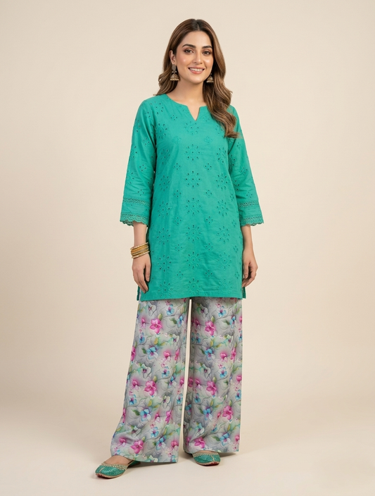 Unstithed Chicken booring shirt with printed trouser     D29