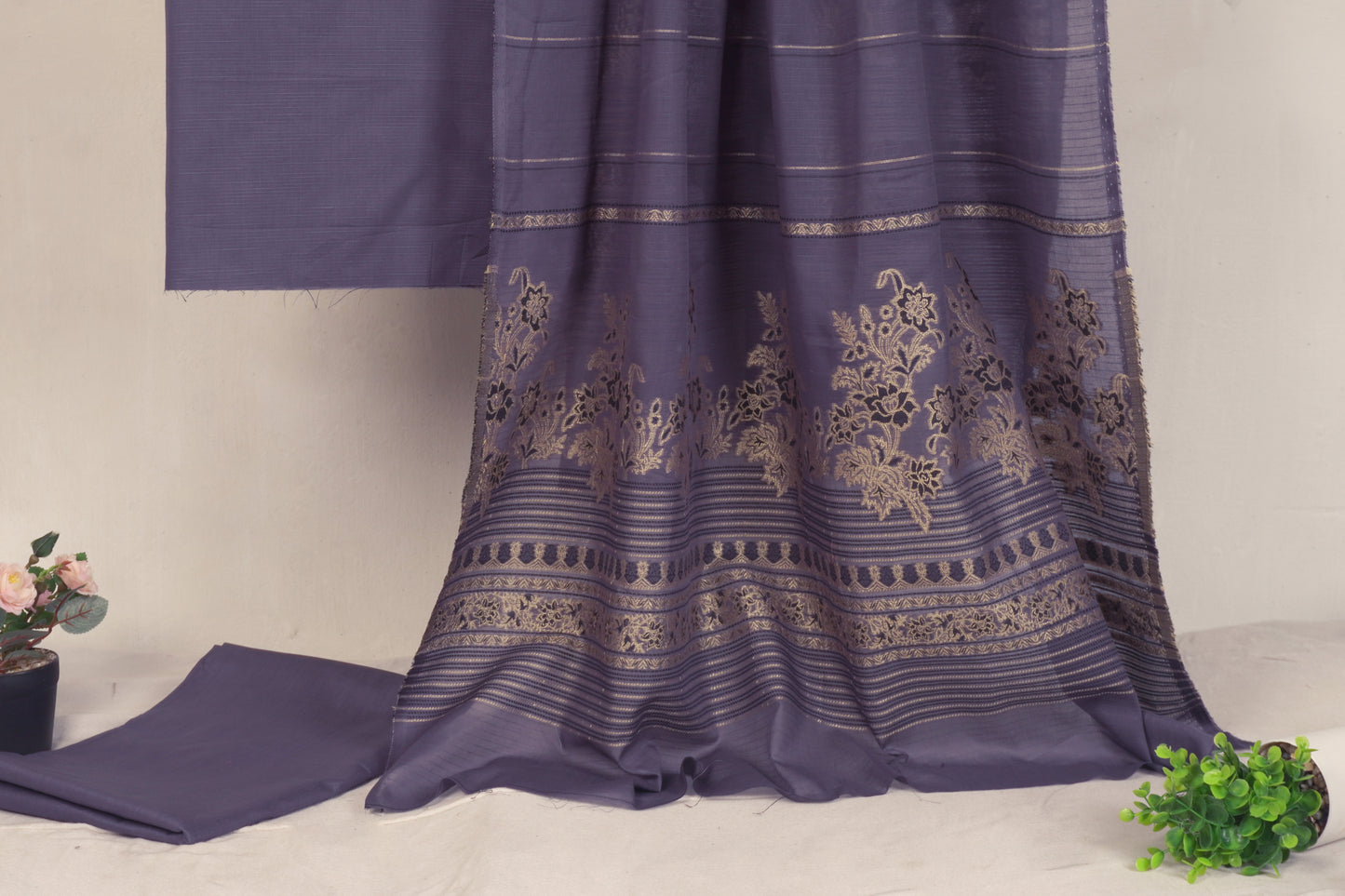 3 Piece  doria lawn with banarsi shawl   BSL11