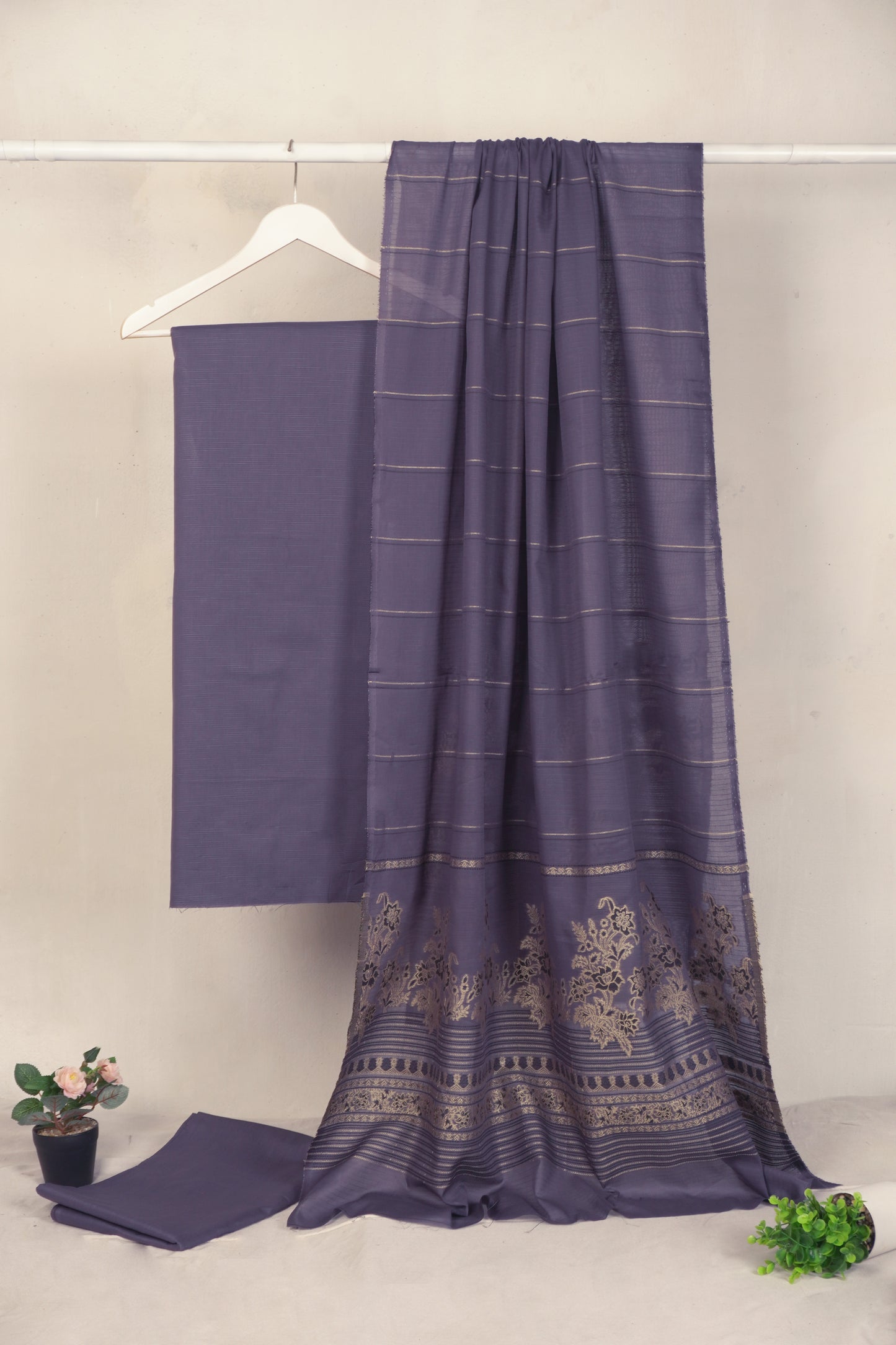 3 Piece  doria lawn with banarsi shawl   BSL11