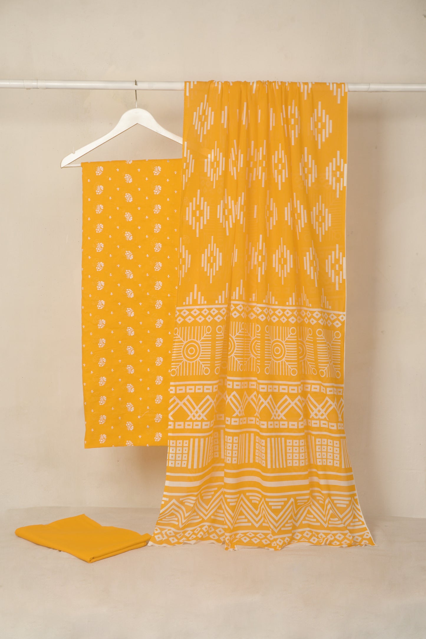 3 piece Lawn Embroided shirt with  digital printed dubatta EDD10