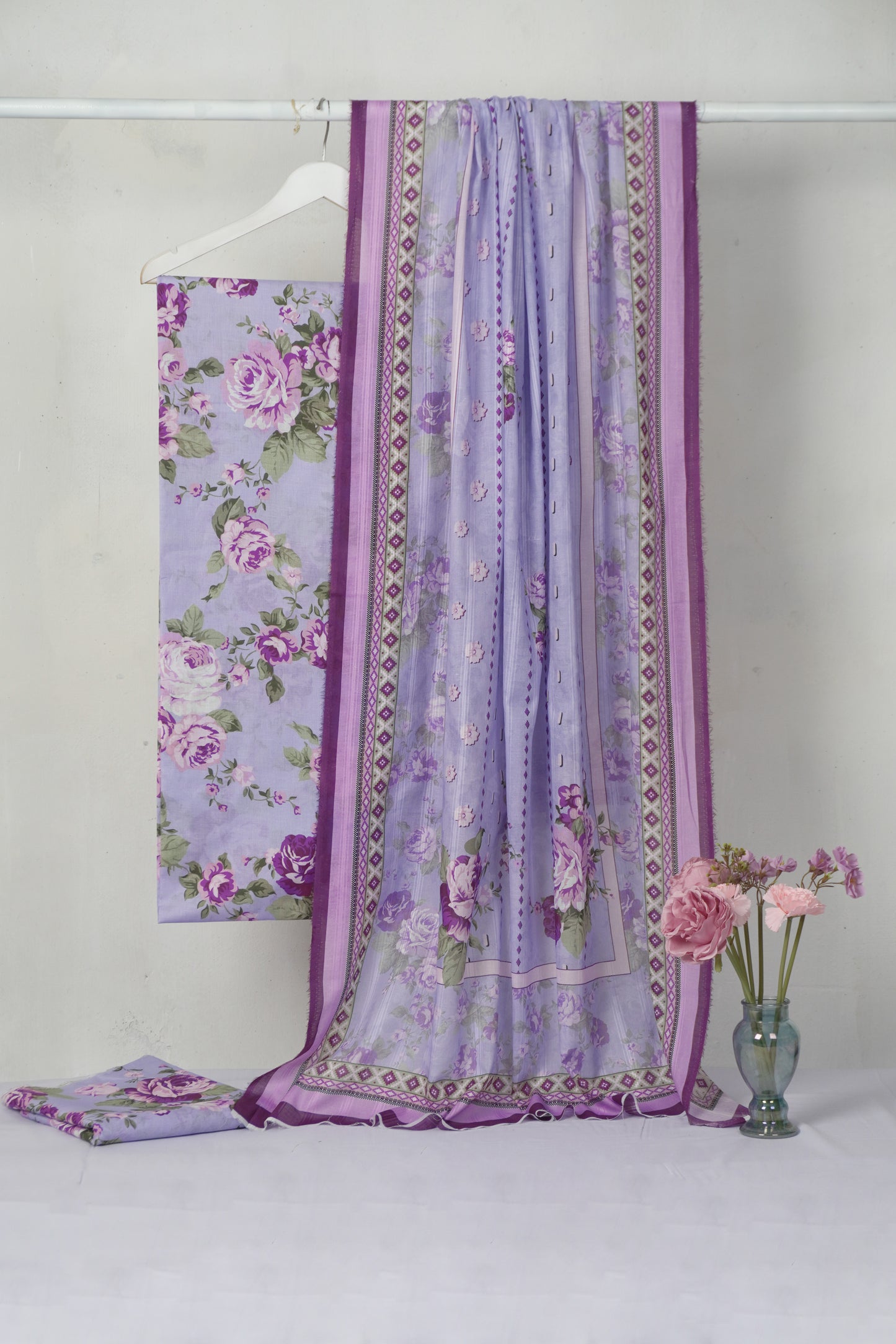3Piece - Printed   Lawn Suit LPT 8