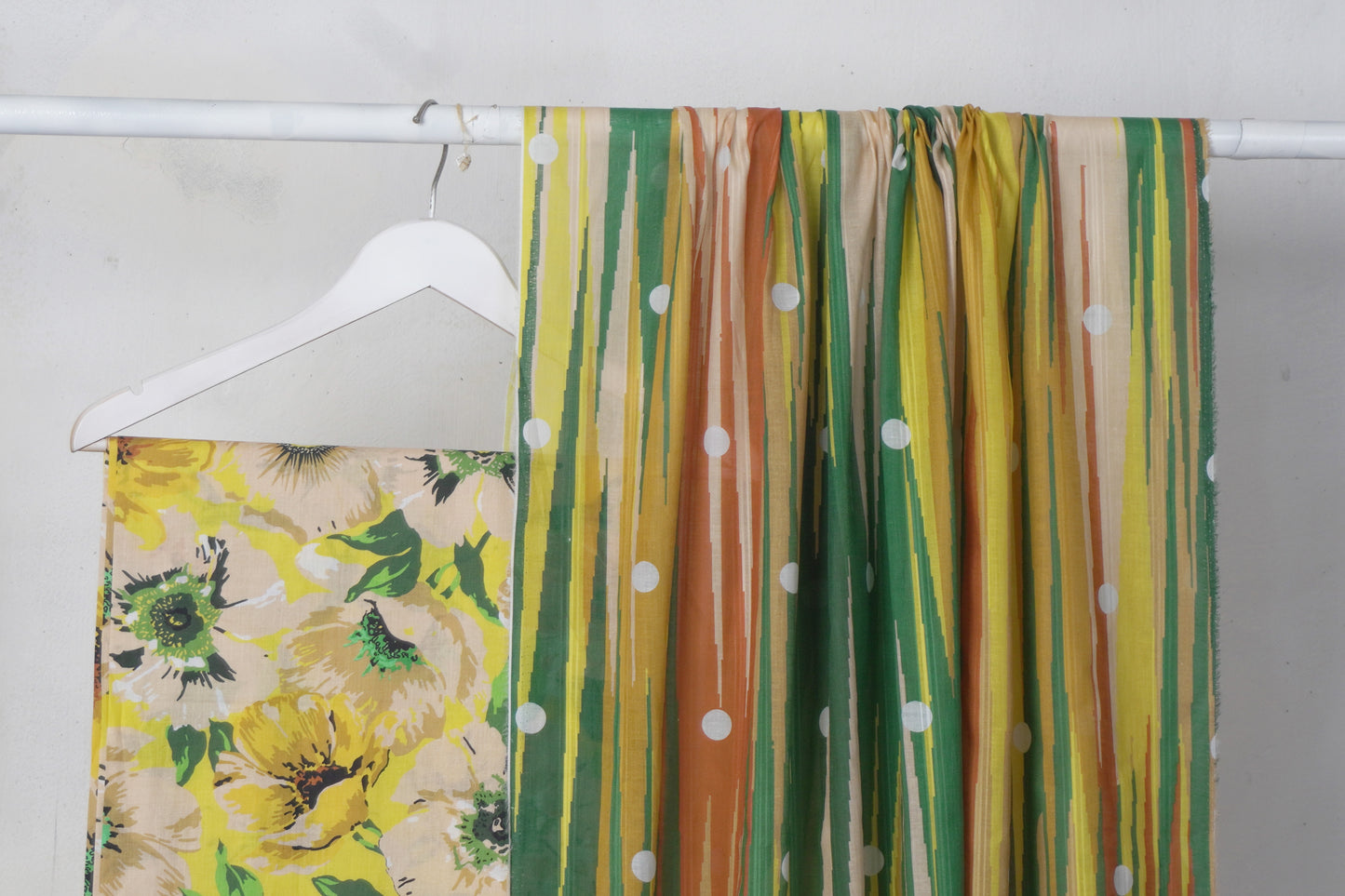 3Piece - Printed   Lawn Suit LPT6