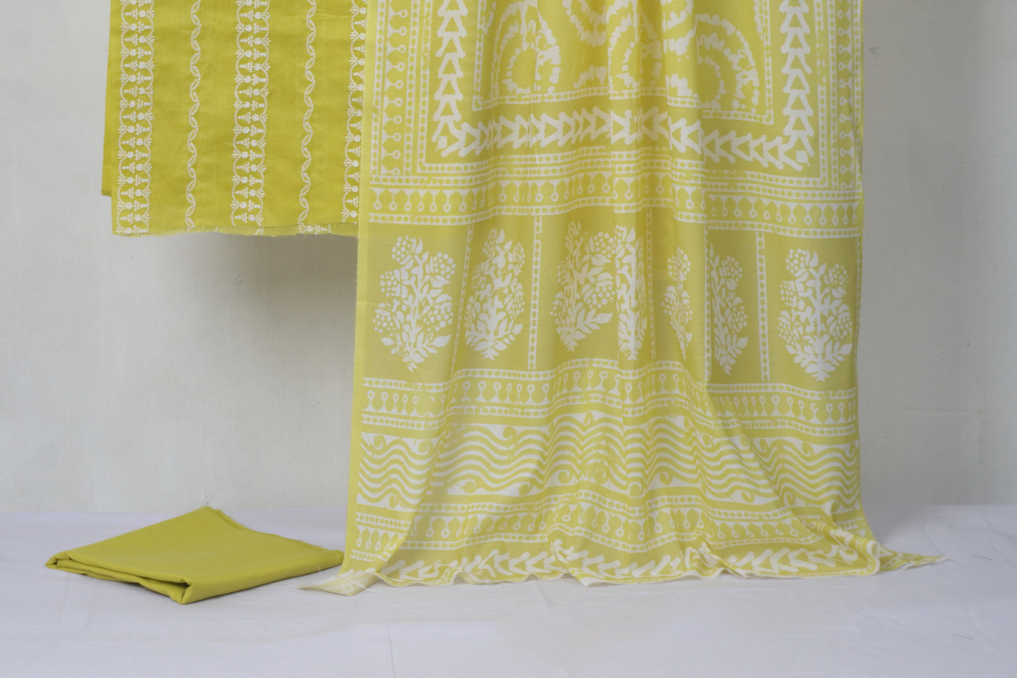 3 piece Lawn Embroided shirt with  digital printed dubatta EDD12