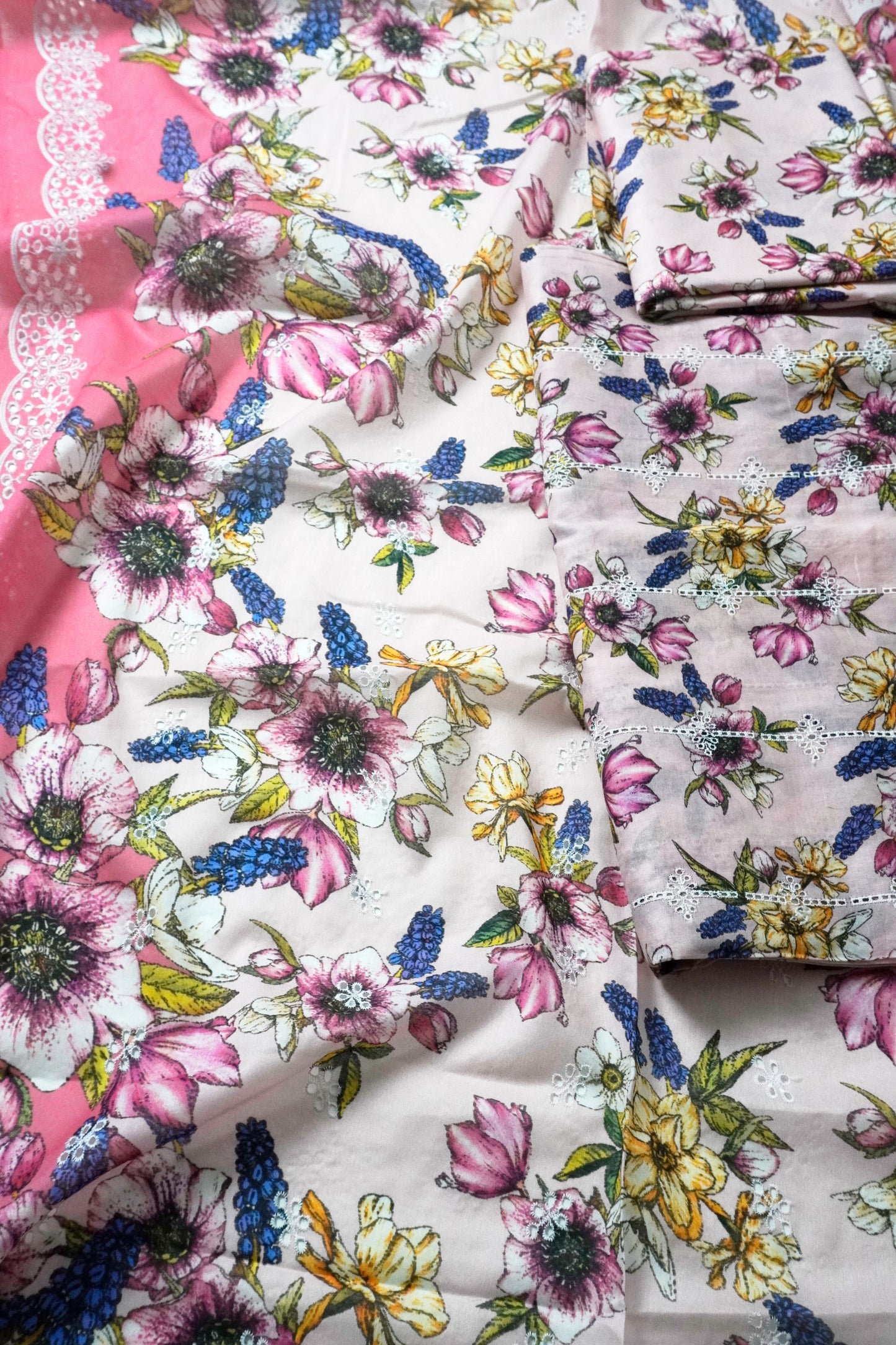 Embroided Printed lawn 3 piece  pnk