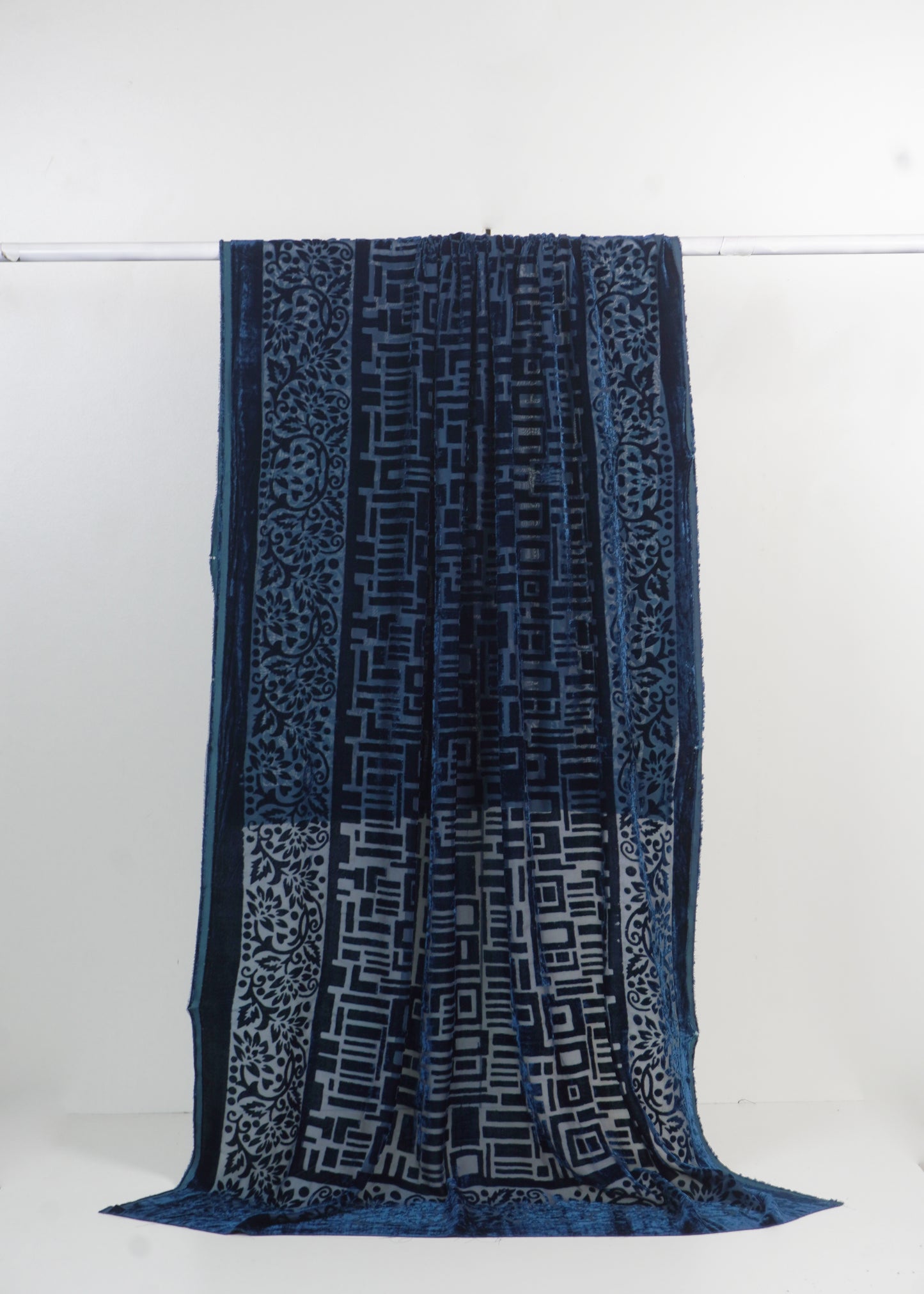 Winter Palachi shawl  (Zink BRNHD)  Ps3