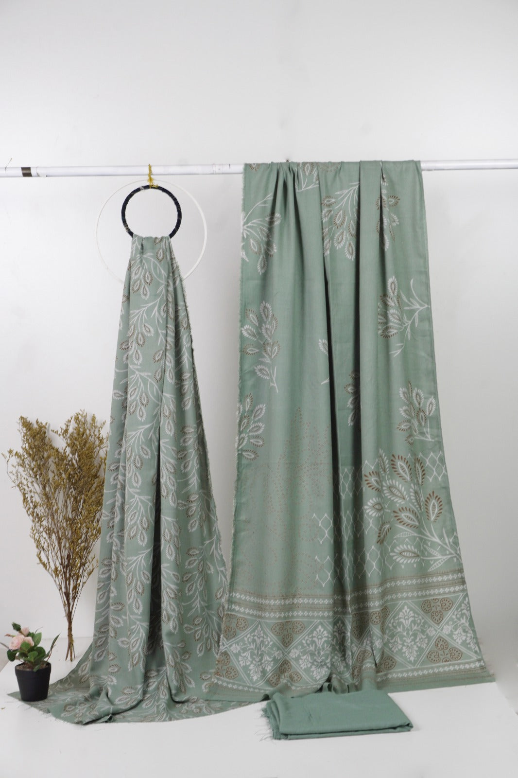 3Piece - Dhanak Lakhani Print  Suit Classic (Pista)